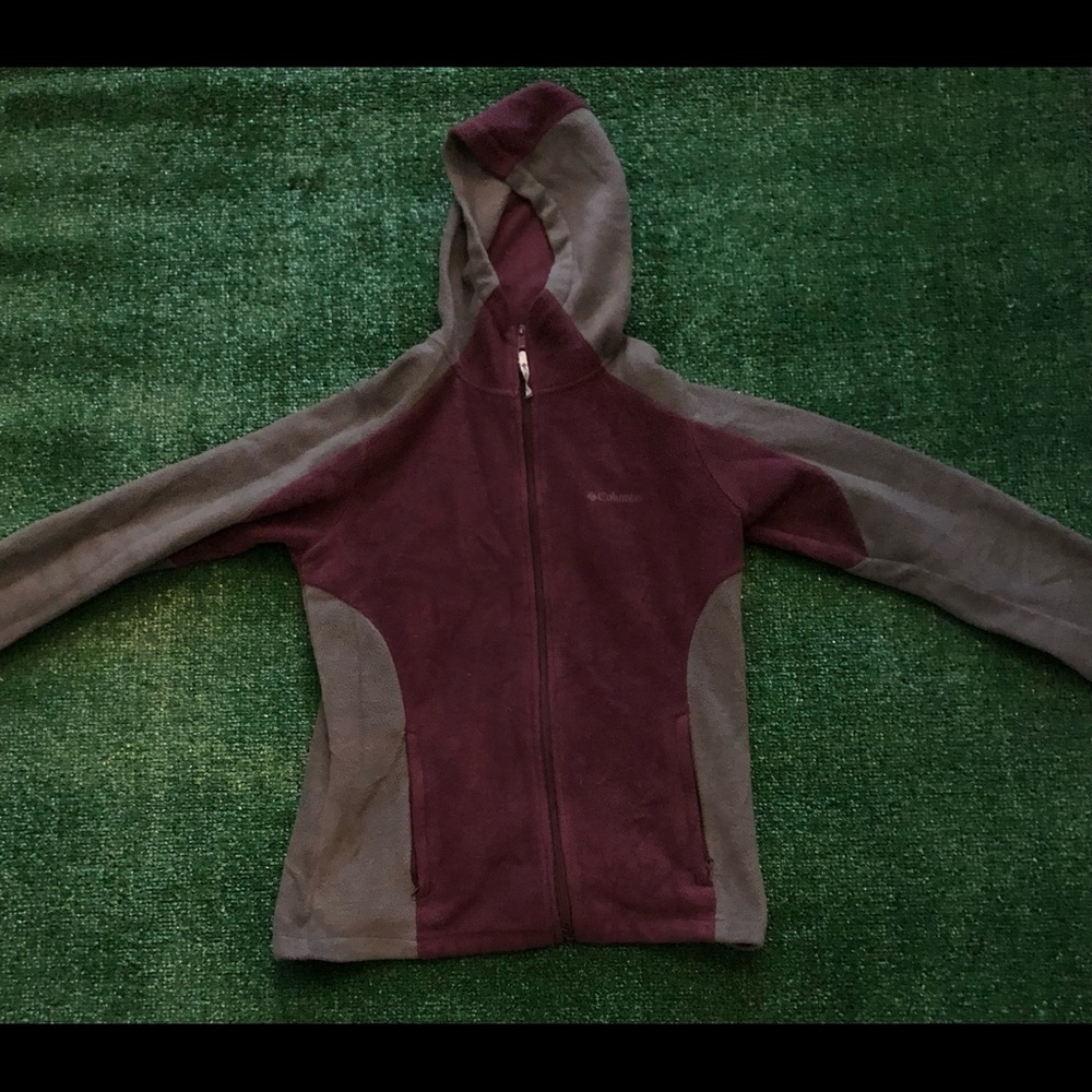 Woman's Columbia Sportswear Sweater